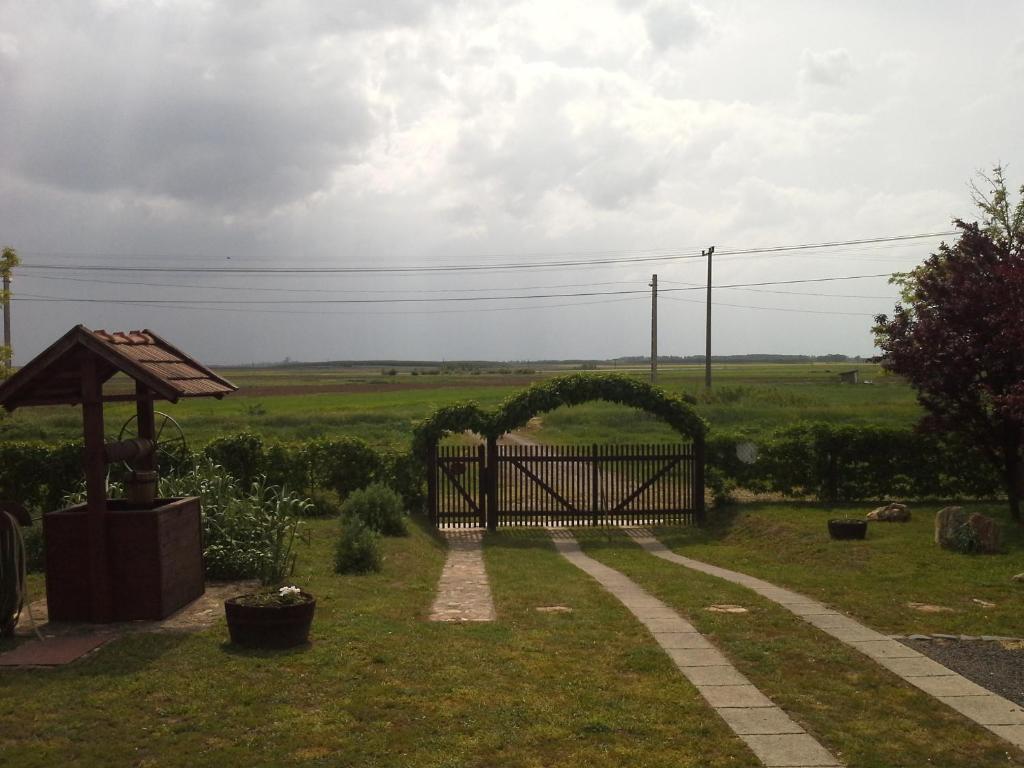 Kiad-Lak Apartmanok - Szep Kartya Elfogado Abádszalók Exterior foto
