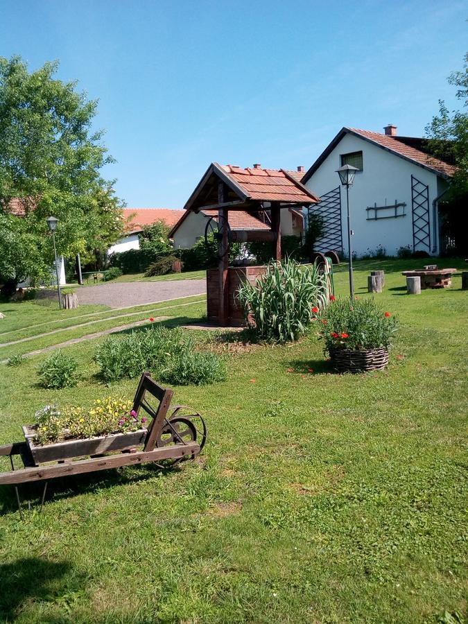 Kiad-Lak Apartmanok - Szep Kartya Elfogado Abádszalók Exterior foto